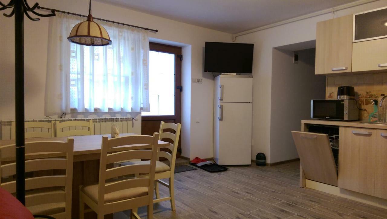 Aterman Apartment'S Sinca Veche ภายนอก รูปภาพ